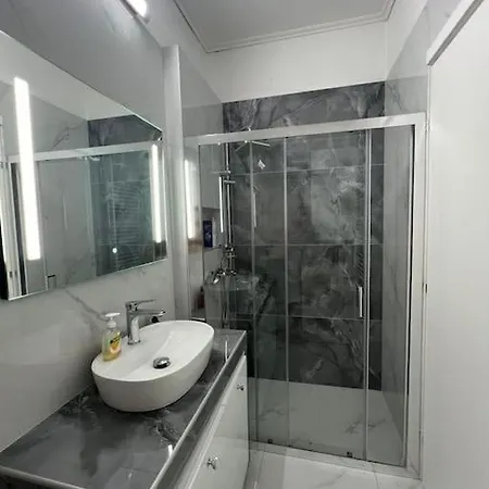 Modern And Comfortable Apartment 5Km From Center Athens Exterior photo