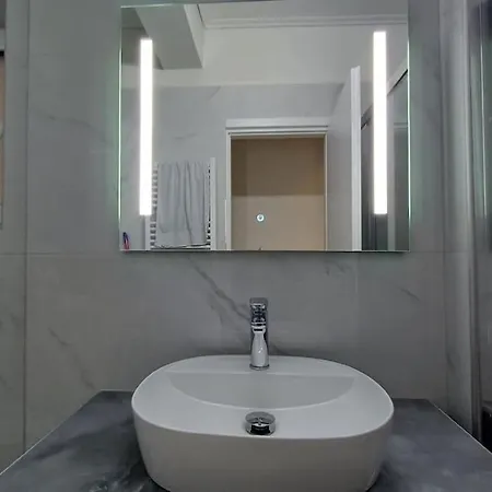 Modern And Comfortable Apartment 5Km From Center Athens Exterior photo